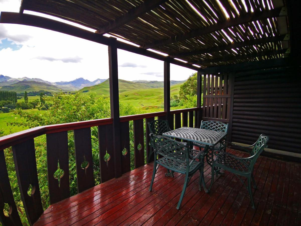 First Group Bushman'S Nek Hotel Garden Castle Exterior foto