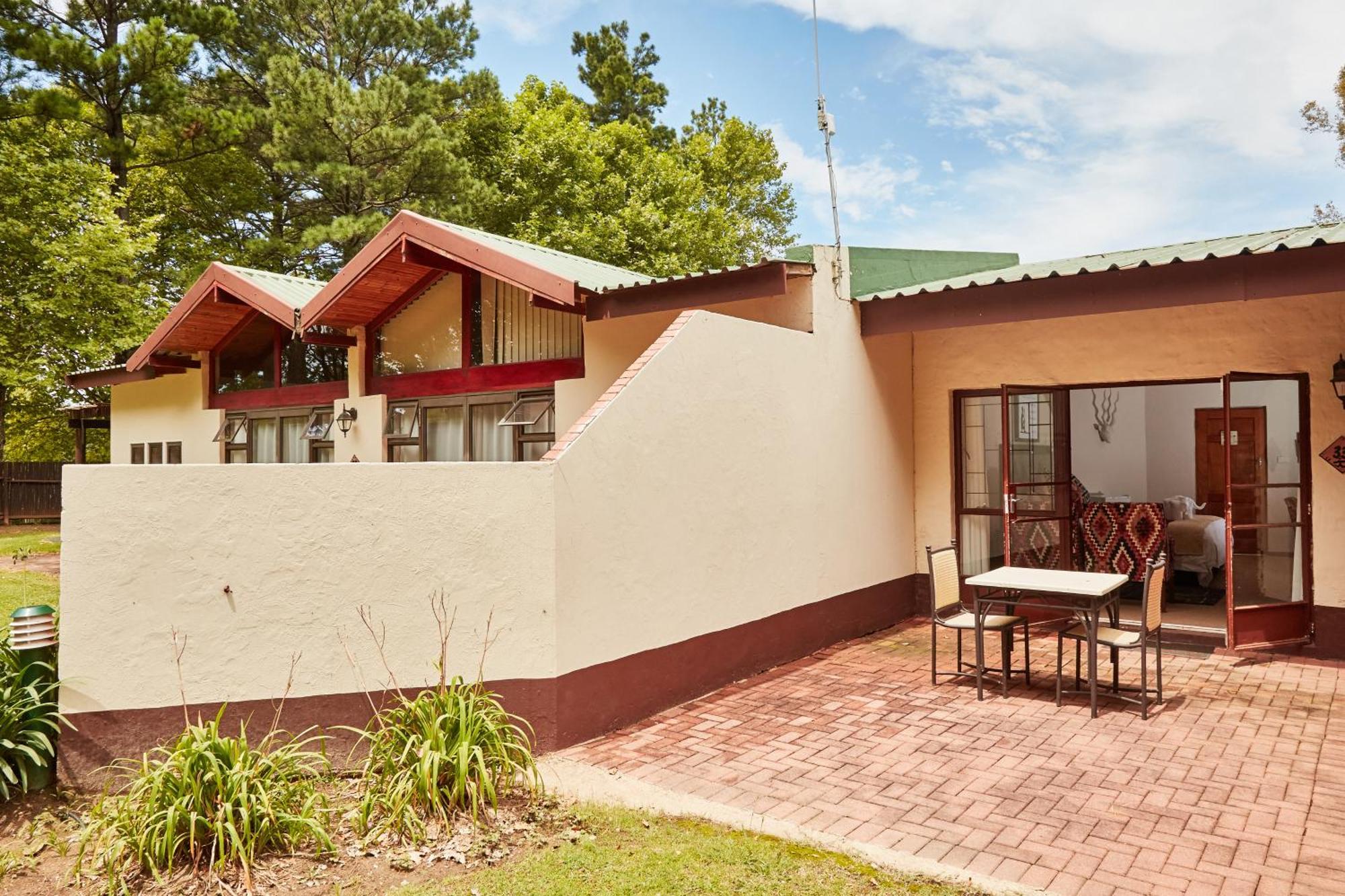 First Group Bushman'S Nek Hotel Garden Castle Exterior foto